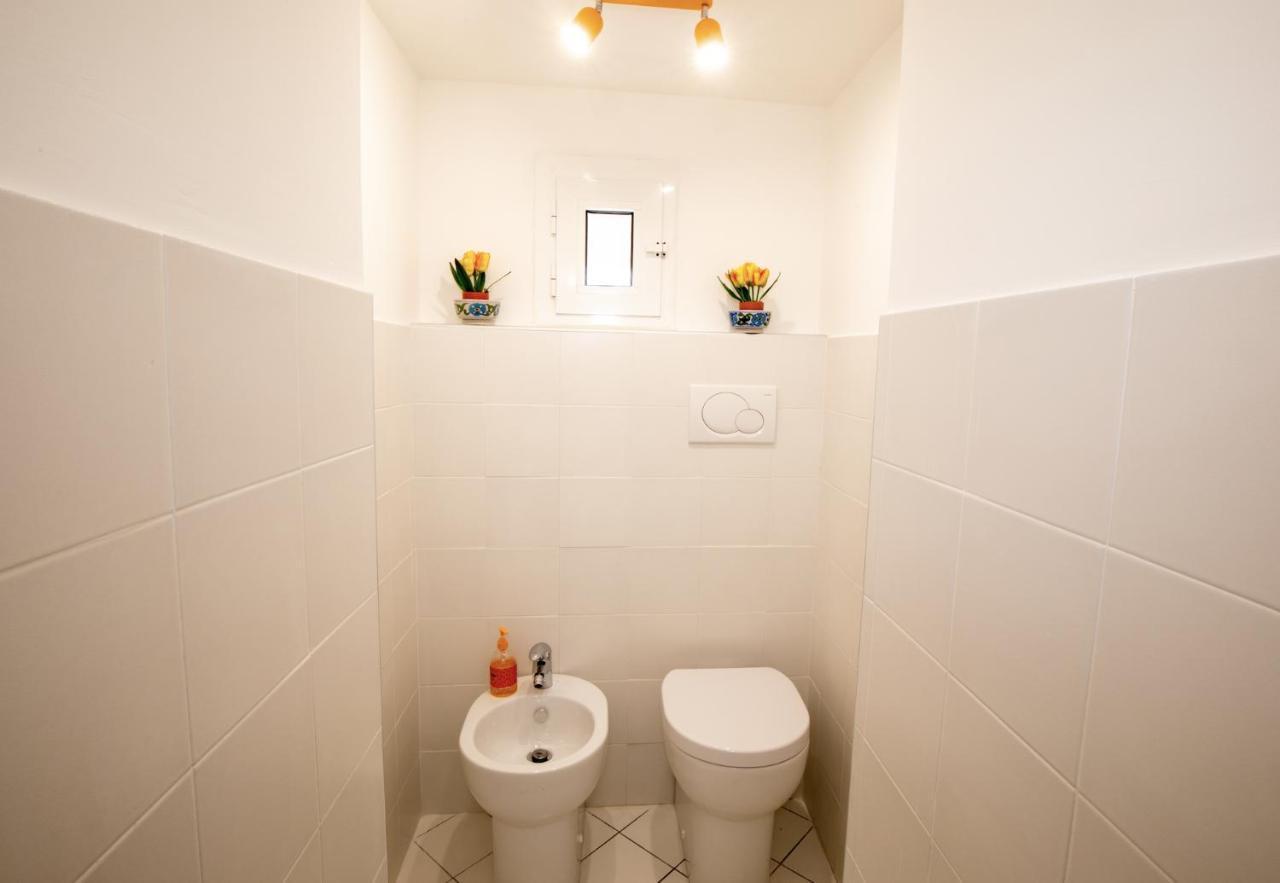 Via Manzoni Apartment Savona Exterior photo